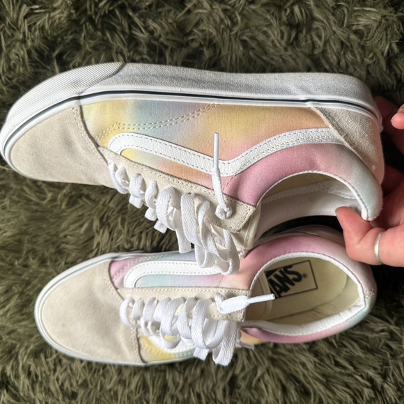 Vans Women's size 9 - Picture 3 of 8
